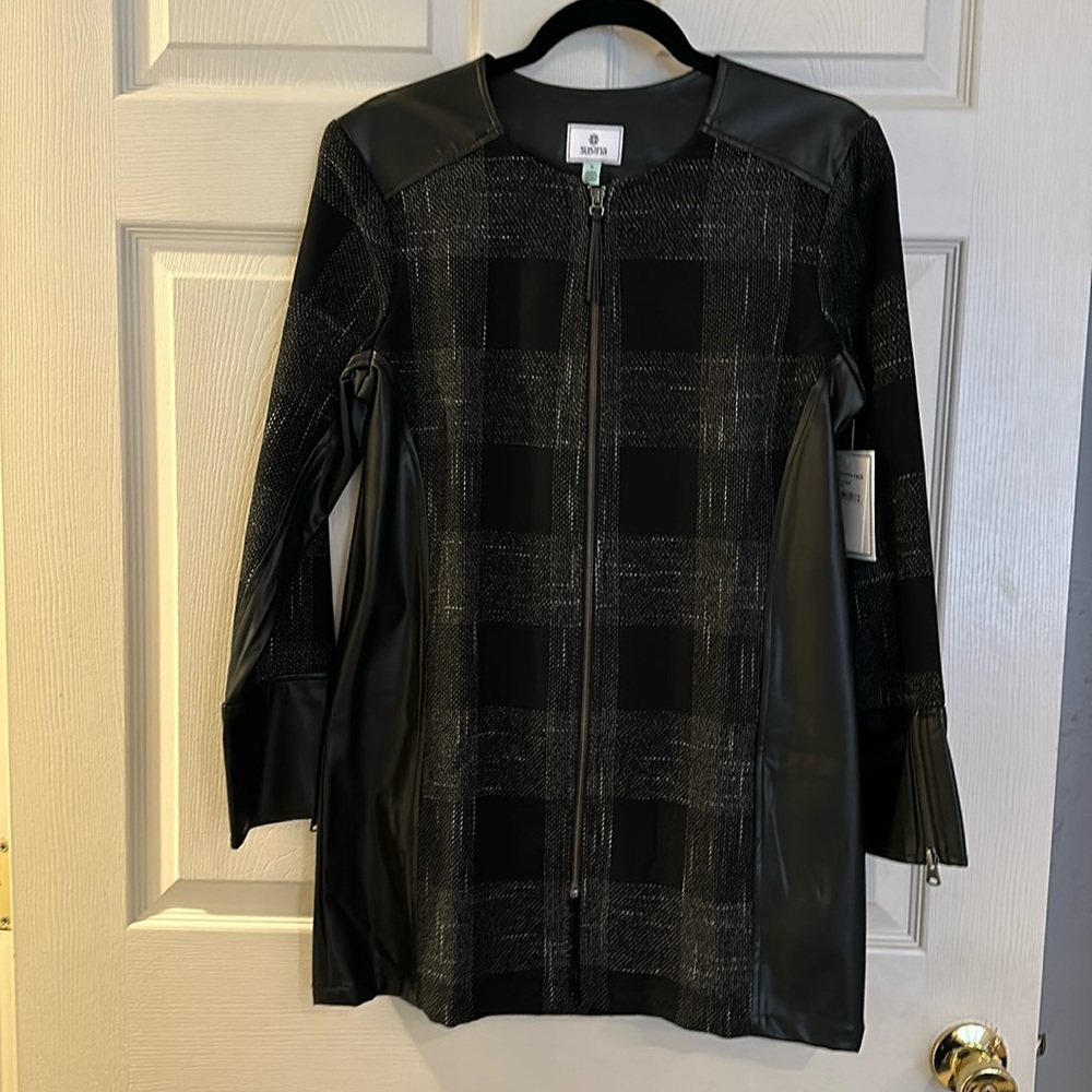NWT. Brand Susina. Women jacket